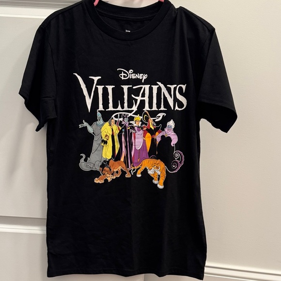 Disney Tops - Disney Villains Black Short Sleeve Tee